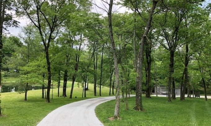 Lebanon House | Bourbon Trail Landing