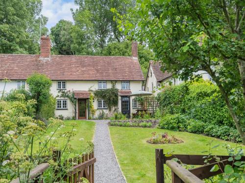 Blandford Forum House | Bourne Farm Cottage