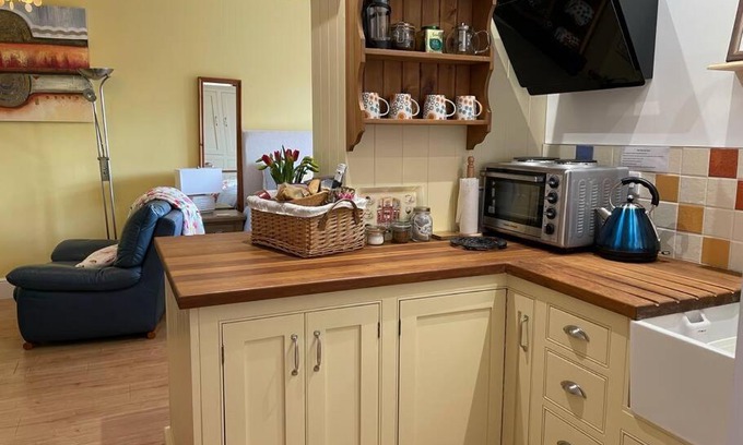 Lutterworth Apartment | Bourne House, private modern apartment near Rugby & Lutterworth