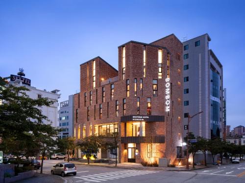 Gyo-dong Hotel | Boutique Hotel BomBom