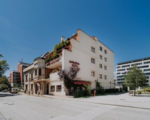 Kosice Old Town Hotel | Boutique Hotel Maraton