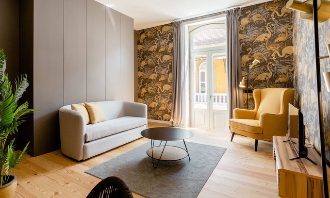 Centro / Baixa Apartment | Boutique Rentals- Art & Charm II apt w/terrace