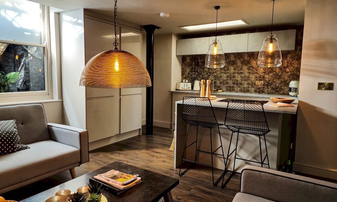 Ramsgate Apartment | Boutique Seaside Apt With Patio | Pass the Keys