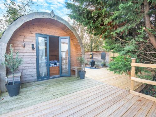 Sleaford House | Boxing Hare - Uk39915