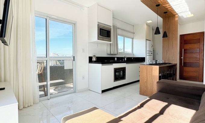 Ingleses do Rio Vermelho Apartment | Fiametti Residential - Ingleses Beach