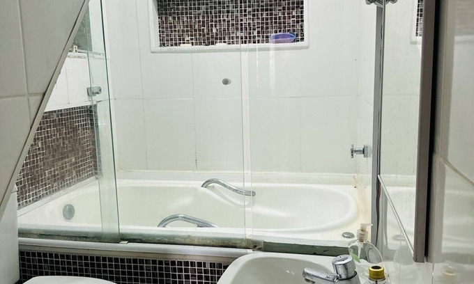 Recreio dos Bandeirantes Apartment | Dance Suite with Jacuzzi