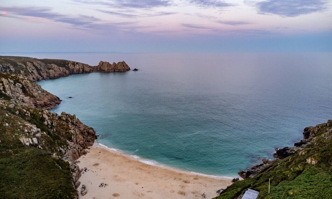 Porthcurno House | Bracken Bank - Four Bedroom House, Sleeps 8