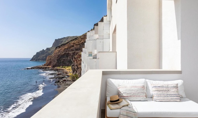 Santa Cruz de Tenerife Apartment | Brand new apartment, stunning sea views