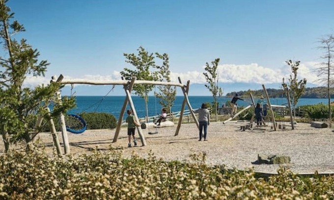 Victoria Apartment | Brand New Coastal Suite