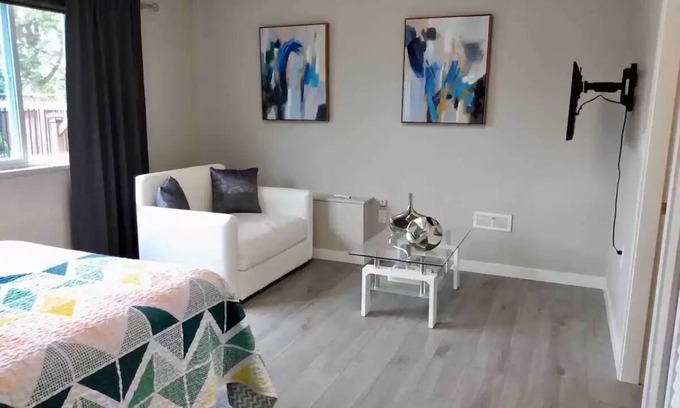 Coquitlam Apartment | Brand New Fully Furnished One Bedroom Suite