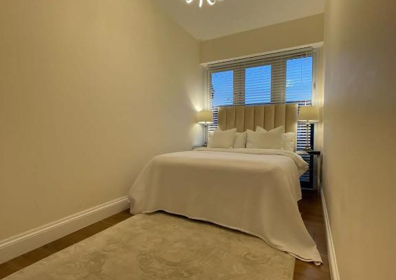 Dormers Wells Apartment | Brand New Modern Flat
