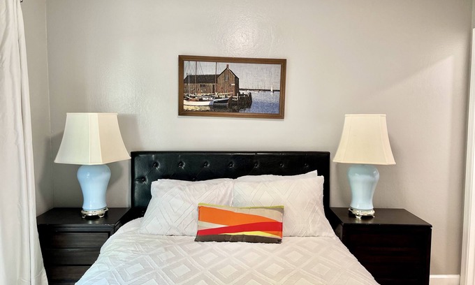 Shoreline West Apartment | Brand new remodeled modern rooms in 2bd1br apt near Mountain View downtown