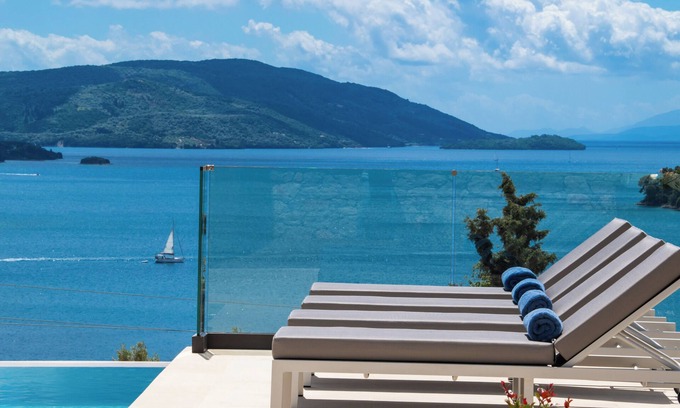 Perigiali Villa | Brand new Spacious 6 bedroom villa with stunning view, close to beach.