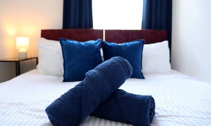 Gloucester Apartment | Brand New Stylish Apartment in Central Gloucester