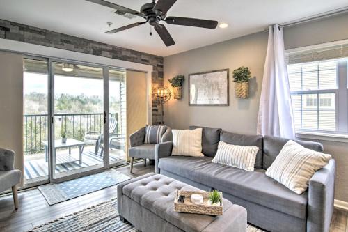 Branson Apartment | Branson Retreat with Balcony and 18-Hole Golf Course!