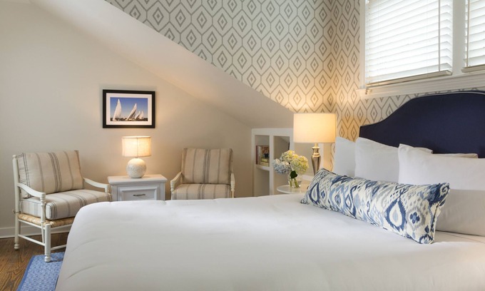 Nantucket Town Bed & Breakfast | Brass Lantern Inn
