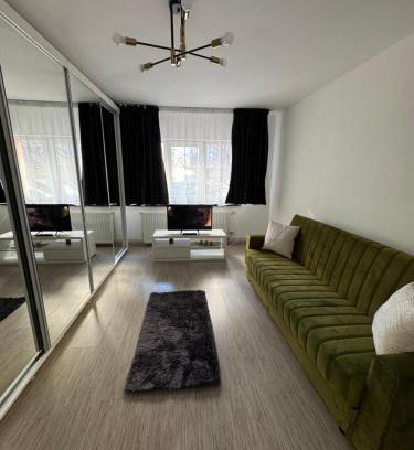 Craiova Apartment | Brazda City Escape