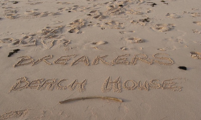 Souris House | Breakers Beach House- Oceanfront with Stunning Views