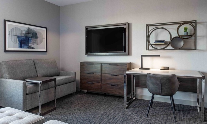 Quincy Apartment | Breakfast + Fitness Center | 7 Miles from Downtown