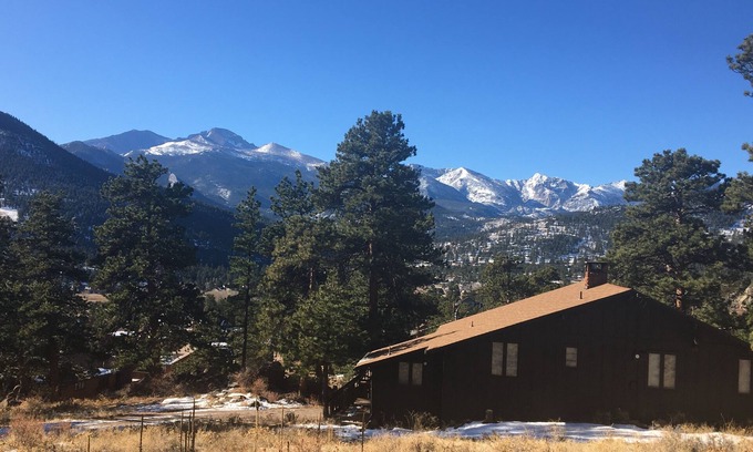 Estes Park House | Breathtaking Views, Large Deck, Private, Fireplace, 3 Bedroom, 2 Bath, Sleeps 8