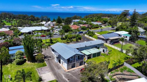 Ulladulla Hotel | Breeze Inn 13 Princes Highway, Ulladulla