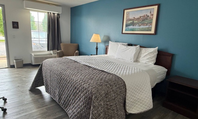 Roanoke Rapids Hotel | Brentwood Inn & Suites