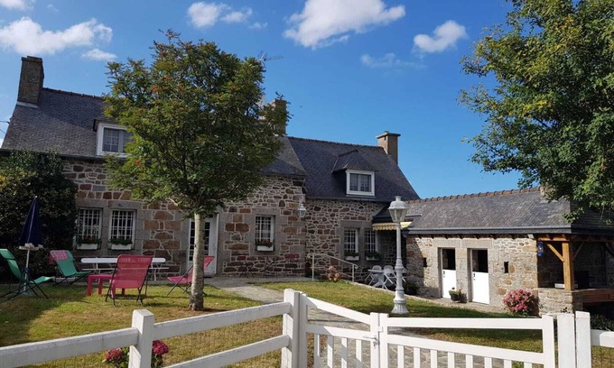 La Meaugon House | Breton house classified "Meublé de tourisme 3*" ideal for family and friends.