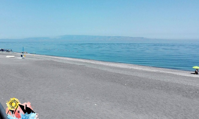 Santa Teresa di Riva House | Brezza Marina - Holiday home facing the sea