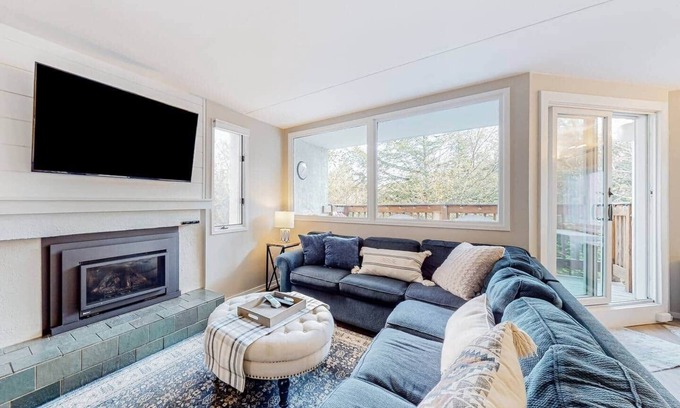 Warren Apartment | Bridges 77 at Sugarbush