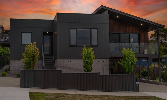 Bridport House | Bridport By The Sea