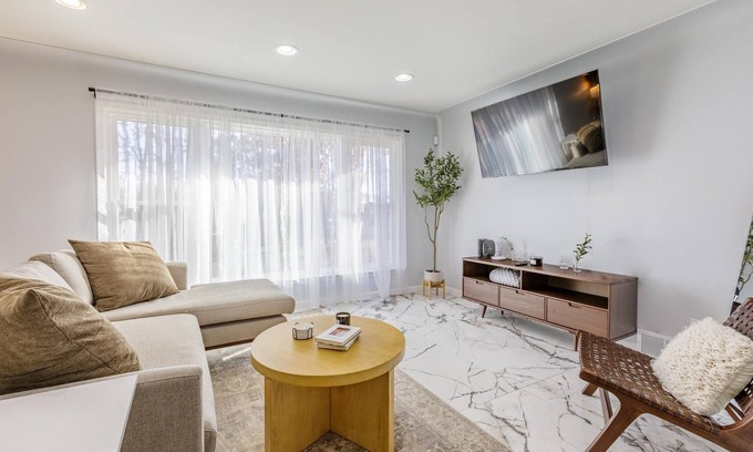 Commerce Township House | Bright, Beautiful 4BR/2BA Commerce Twp Getaway!