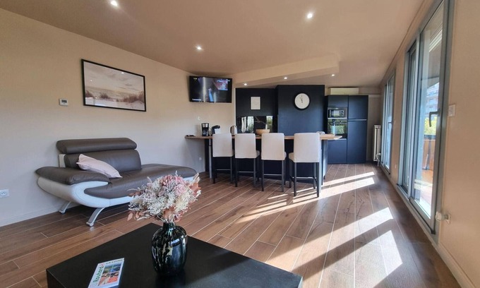 Saint-Chamond Apartment | Bright 3-room apartment with balcony and parking in Saint-Chamond