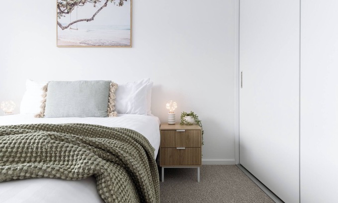 Bridport House | Bright & Airy Coastal abode