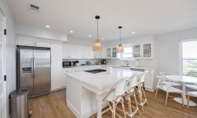 Moss Beach House | Bright and airy beach vacation spot- perfect for families and ocean views