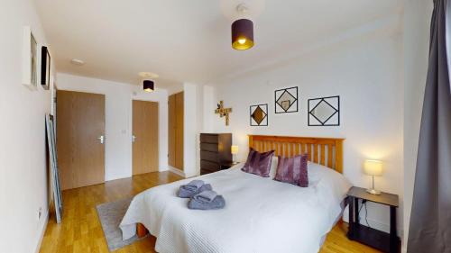 South Bermondsey Apartment | Bright and cosy 1 bed flat next to Tower Bridge