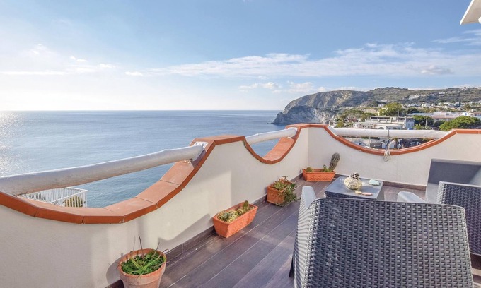 Sant'Angelo House | Bright apartment on the 1st floor of a small two-family house overlooking the sea and a few steps fr