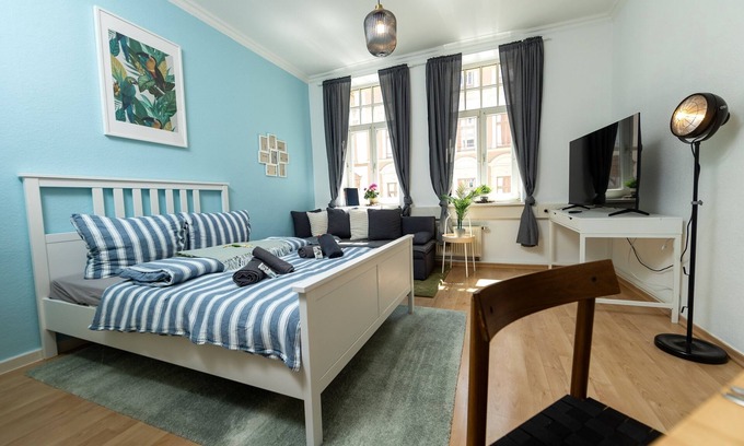 Erfurt Old Town Apartment | Bright & Cosy Period-flat in perfect Location