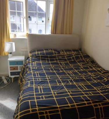Welford House | Bright double room approx 2 mile from city centre
