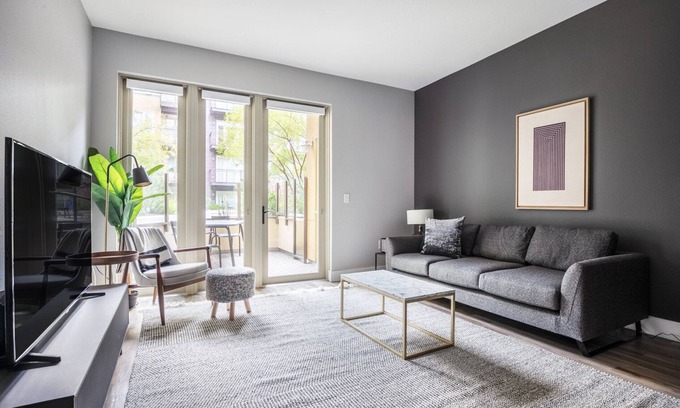 Mountain View Apartment | Bright Mountain View 1BR w/Pool, Gym, nr. SU & Google, by Blueground