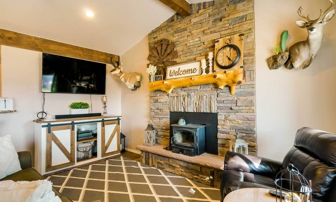 Panguitch House | Bright Panguitch Escape w/ Spacious Yard!