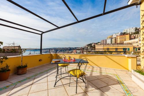 Vittorio Emanuele Apartment | Bright Rooftop by Napoliapartments
