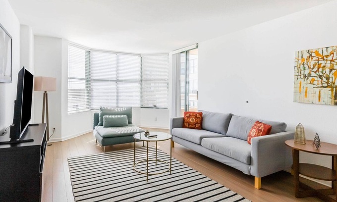 South Beach Apartment | Bright South Beach 1BR w/Sun Deck & Gym, nr Waterfront, by Blueground