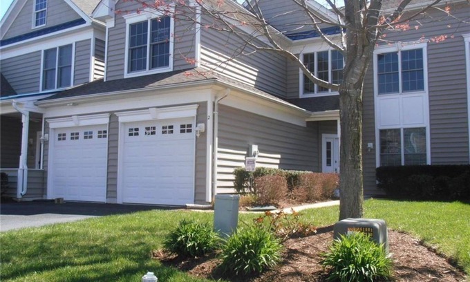 Ocean View House | Bright & spacious, perfect for your family vacation! Indoor & Outdoor pools.