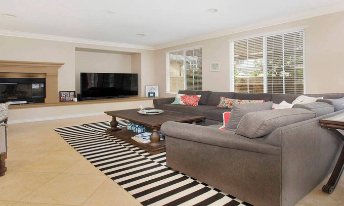 Westpark House | Brilliant Diamond on Desert Willow #9261