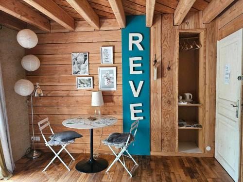 Vallon-Pont-d'Arc Bed & Breakfast | Brindepaille