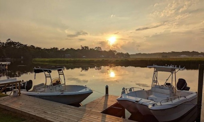 Gulf Shores Apartment | Bring Your Boat to Sunrise View, Unit A