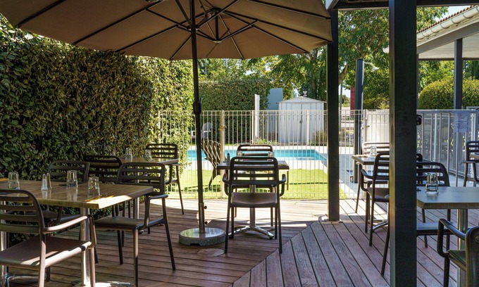 Manosque Hotel | Brit Hotel Confort Manosque Cadarache