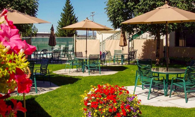 Westside Hotel | Broadway Inn Conference Center