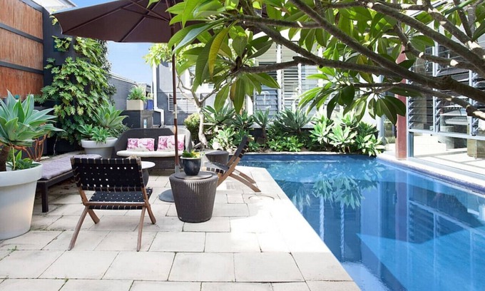 Bronte House | Bronte Beach Cottage + Pool