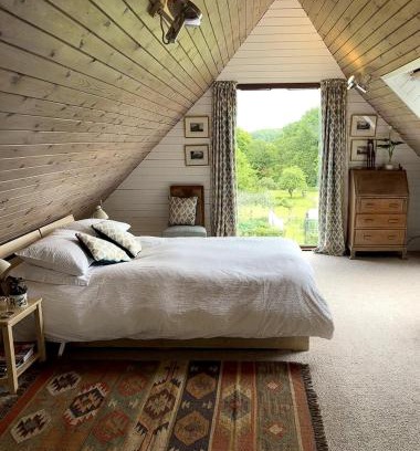 Petworth Bed & Breakfast | Brook Barn